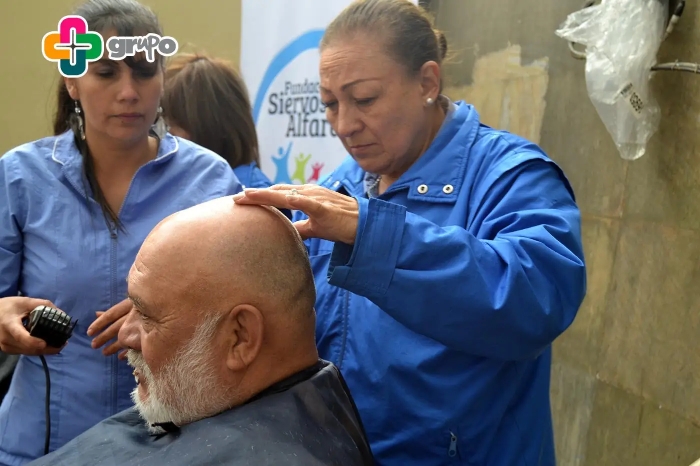 Corte de cabello durante Street Store 2014